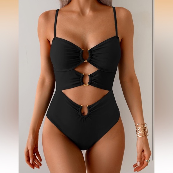 Eomenie Cutout One Piece Swimsuit With Ring Linked Sexy Monokini M 814-11 - Picture 2 of 6